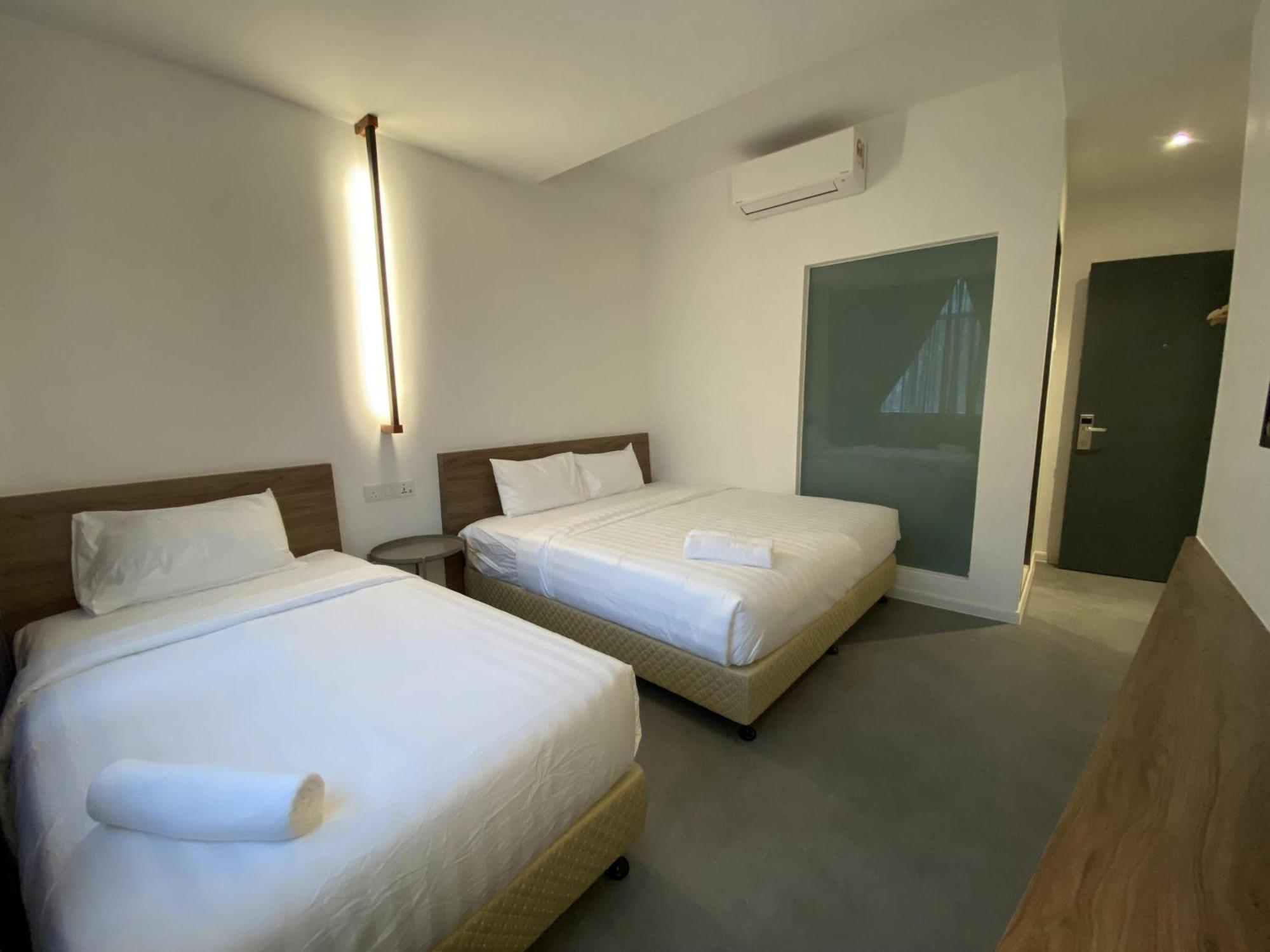 T Hotel Jalan Sultanah Alor Setar Bagian luar foto