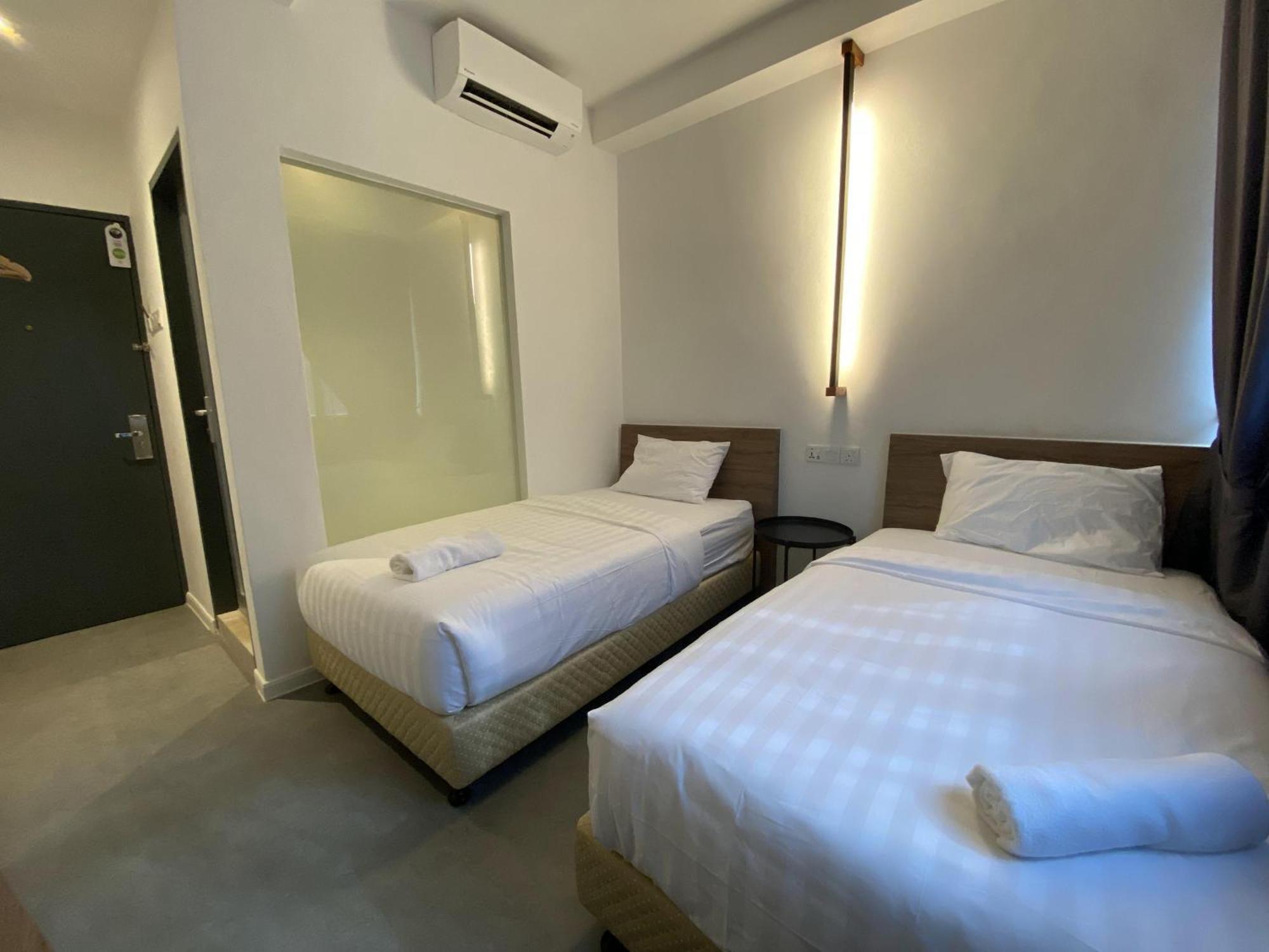 T Hotel Jalan Sultanah Alor Setar Bagian luar foto